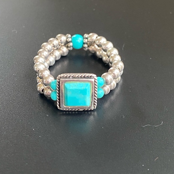 Silpada Silver and Turquoise Beaded stretch Ring. R1197 - Picture 4 of 5